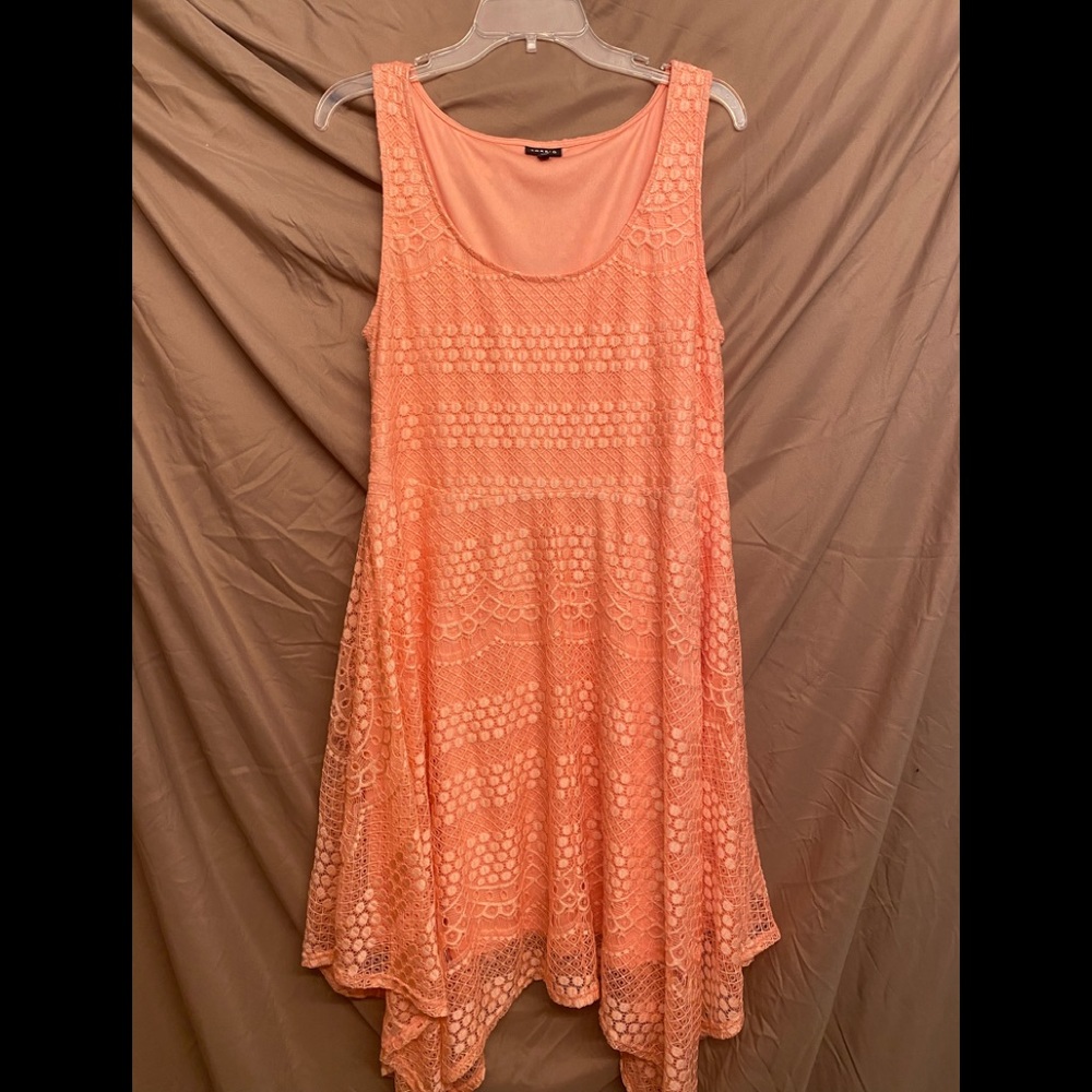 Flattering Torrid Peach lace hanky dress